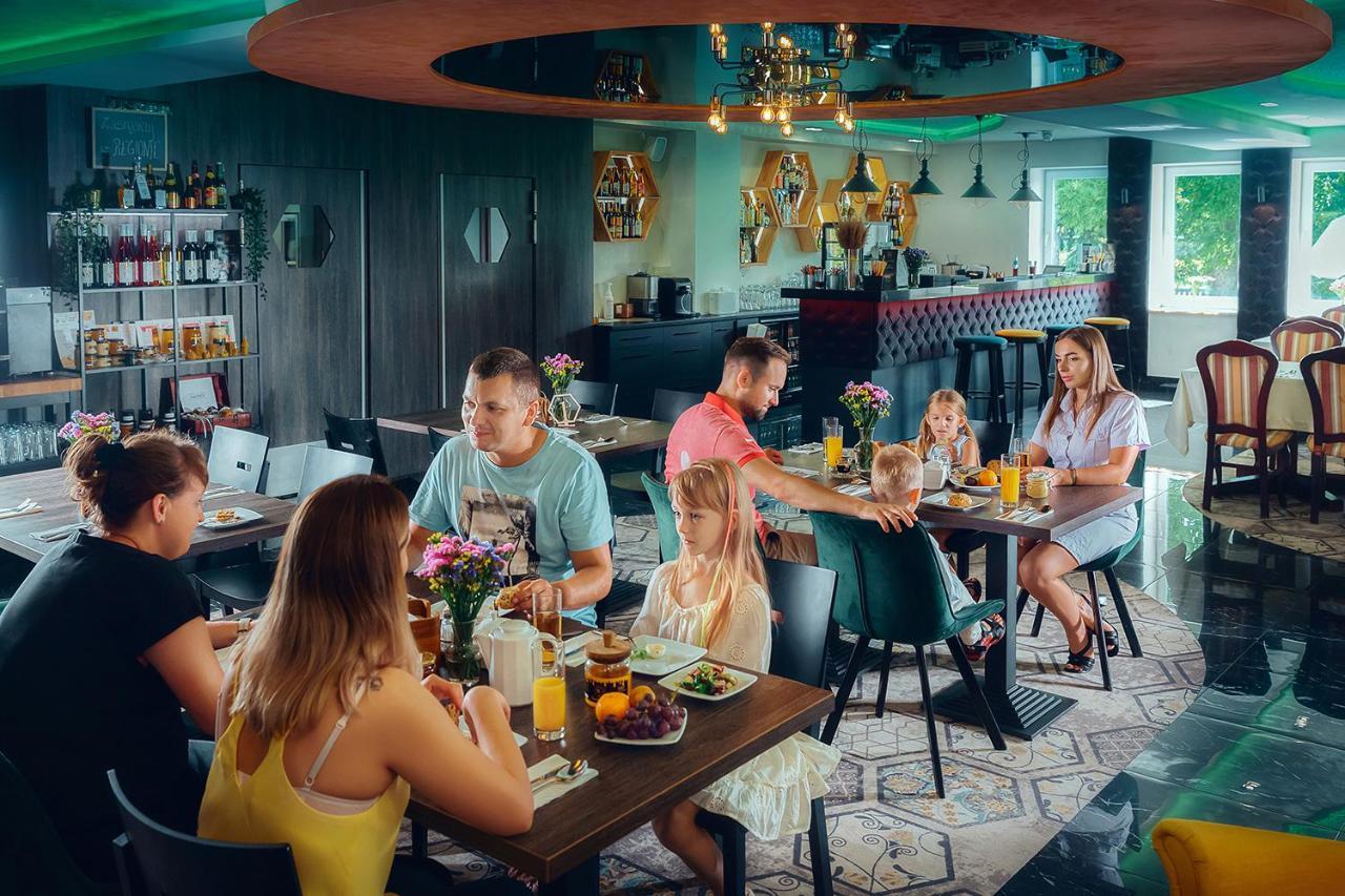 Zacisze Nad Nida Resort Pinczow Eksteriør billede