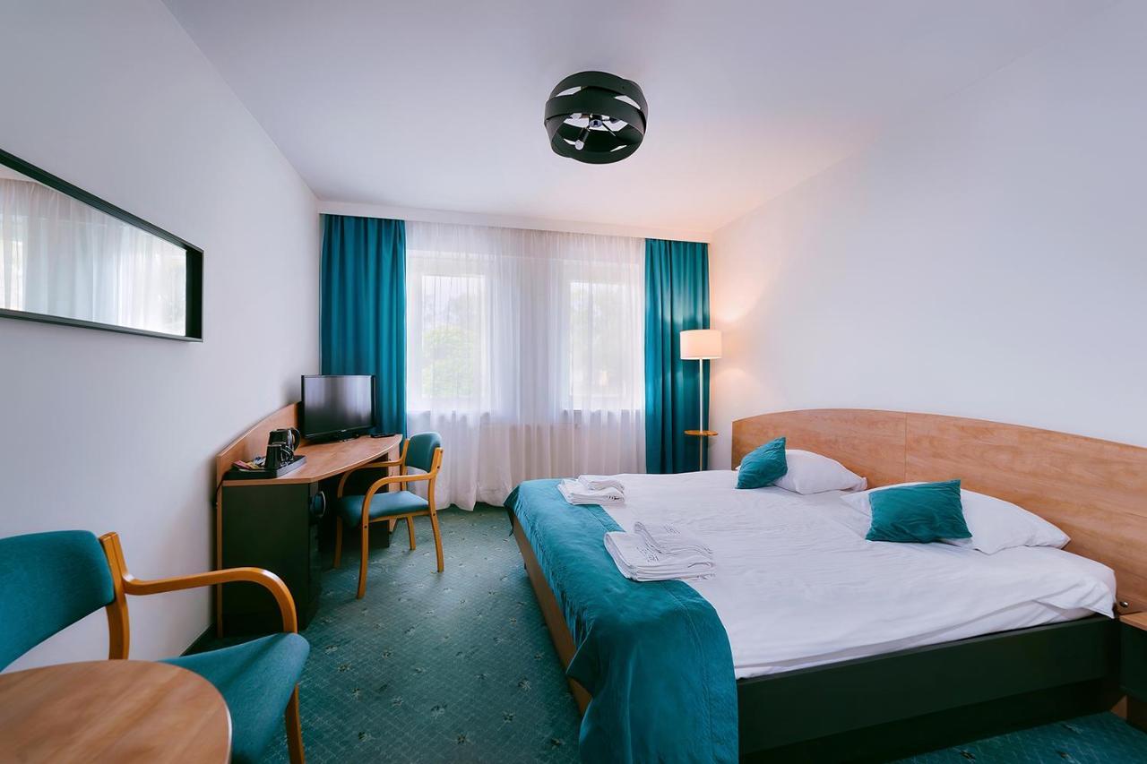 Zacisze Nad Nida Resort Pinczow Eksteriør billede