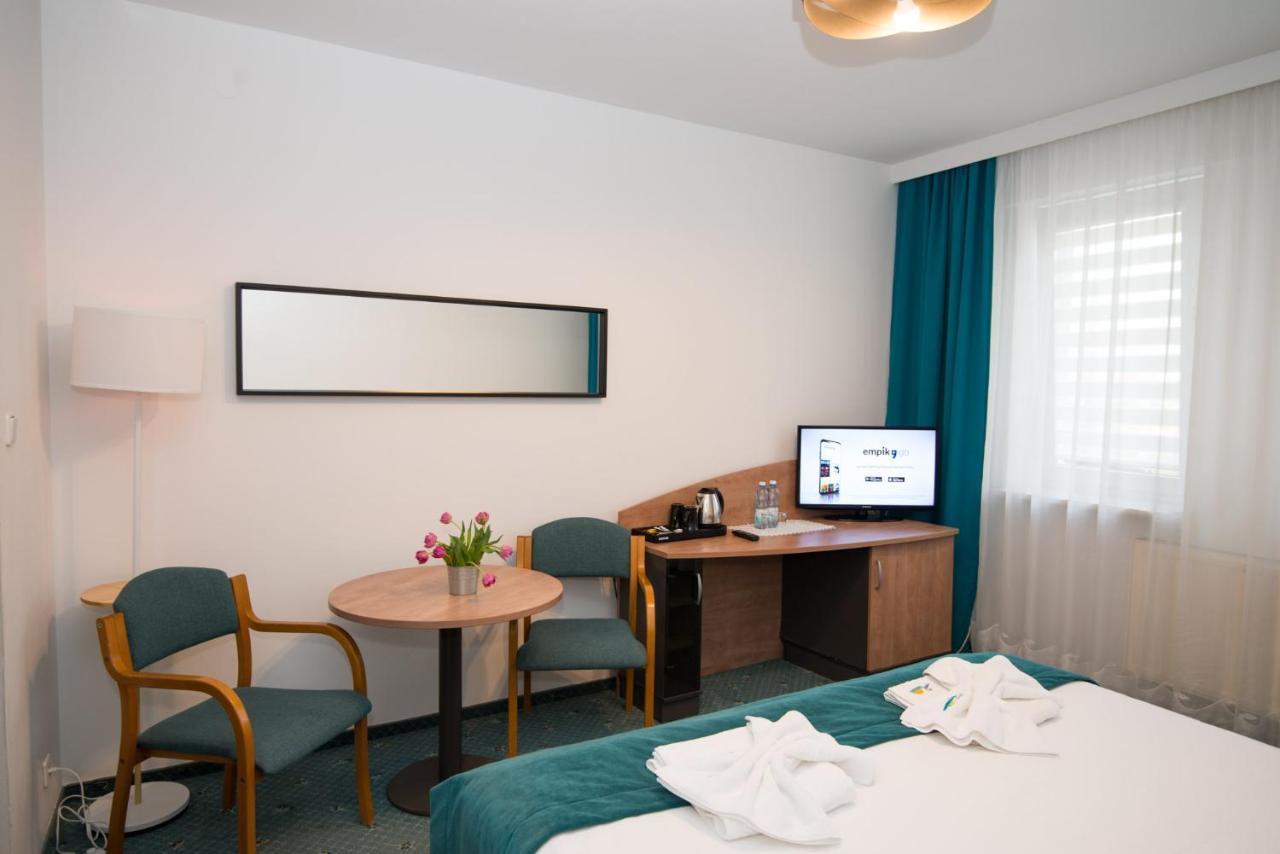 Zacisze Nad Nida Resort Pinczow Eksteriør billede